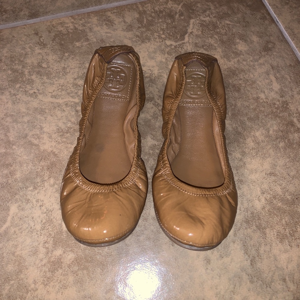 Tory Burch tan ballet flats